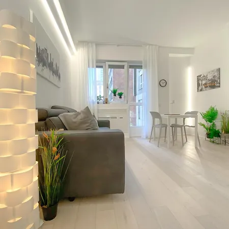 Cardano - 5 Minuti Dalla Stazione דירה