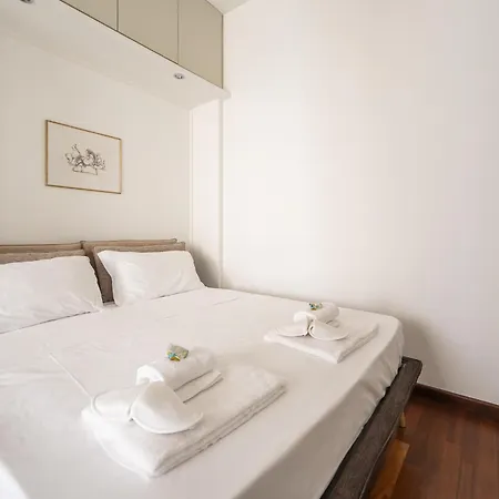 Stylish & Cozy Brera District 1br By Rentopolis Apartment Mailand