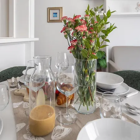 Stylish & Cozy Brera District 1br By Rentopolis