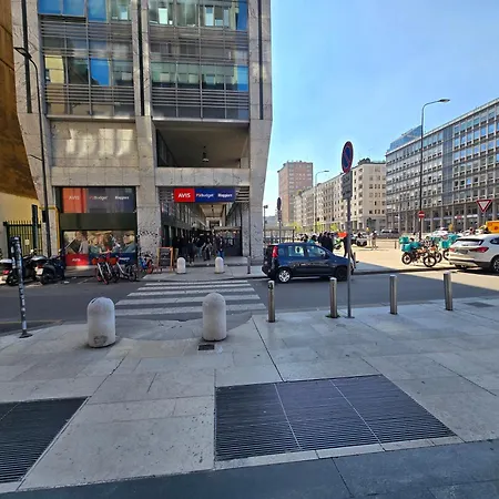 Arrivasti Design In Centre דירה *