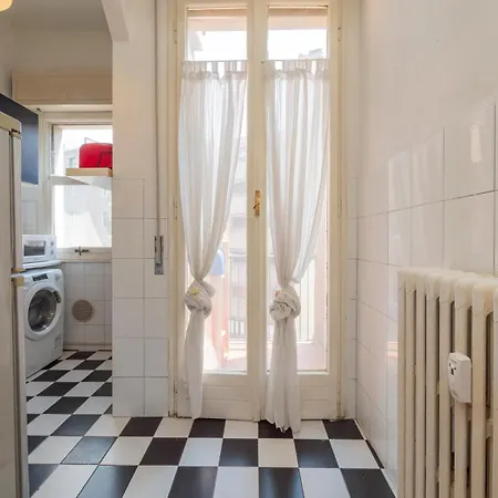 Moscova Gem - Bright And Quiet 5th Floor Apartamento
