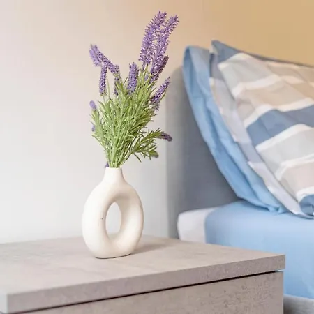 I-host Luxury - Certosa 1 *