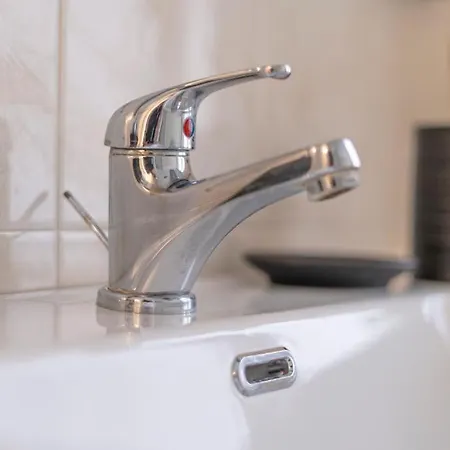 Appartamento I-host Luxury - Certosa 1 *