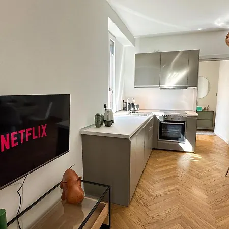 Apartament Cozy Duomo&castello Sforzesco Mediolan