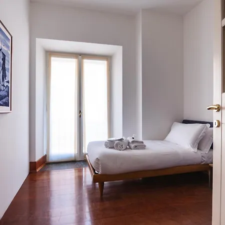 Daire Youhosty - Montenapoleone Noble Flat *