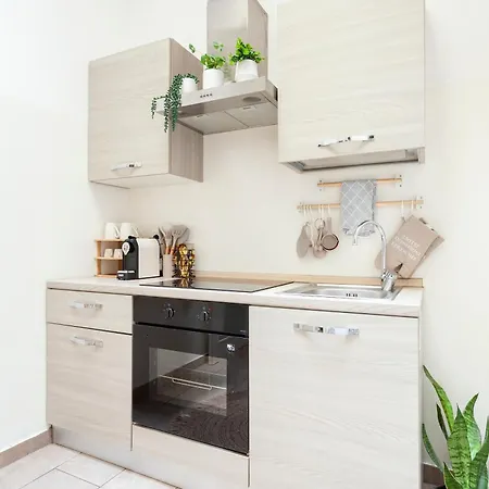 Reginamilanobnb In Porta Romana Milano