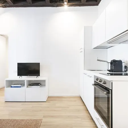 Easylife - - Balbo 10 - Bocconi Milano