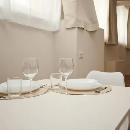 アパート Hostmate - - Imperia's Warm - Romolo Iulm ミラノ