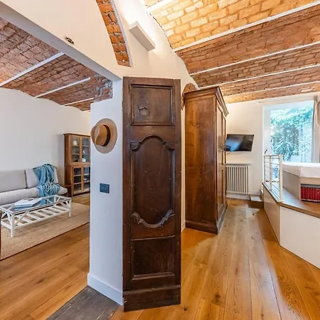 Navigli Typical With Private Courtyard * Milán