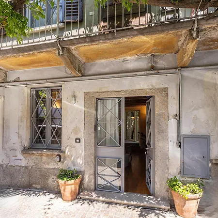 Navigli Typical With Private Courtyard Lägenhet