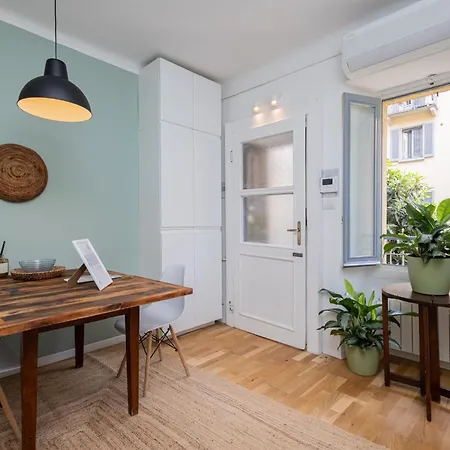 Living Sempione Apartment Milan