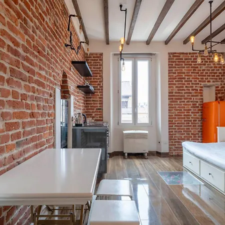 New York-style - Modern Glam Near The Center Of