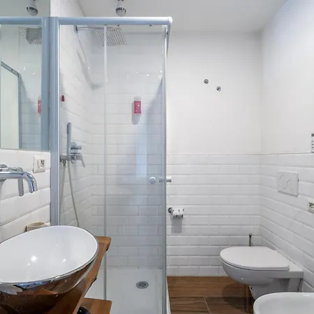 New York-style - Modern Glam Near The Center Of