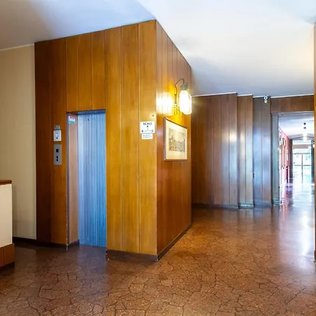 Petite - Design & Comfort *