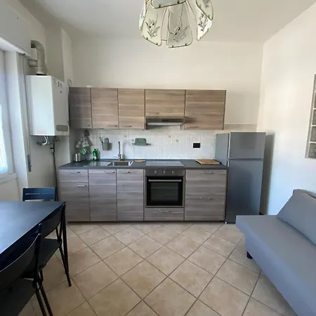 Apartamento Forlanini 44 *