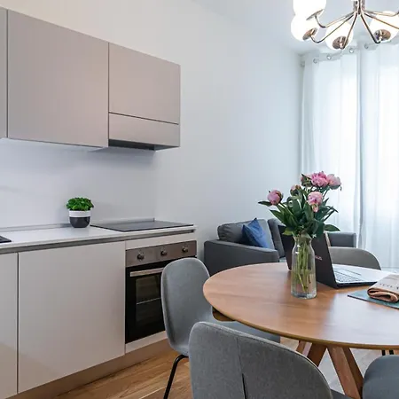 Italianway Comfort - Cialdini 85 * Μιλάνο