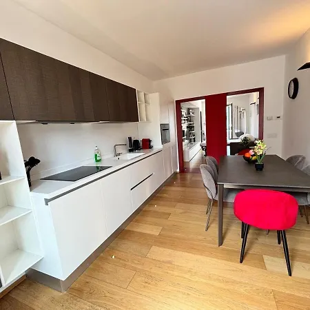 Luxury Brera - Corso 9