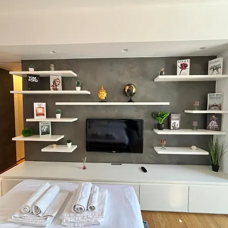 Luxury Brera - Corso 9 Apartament *