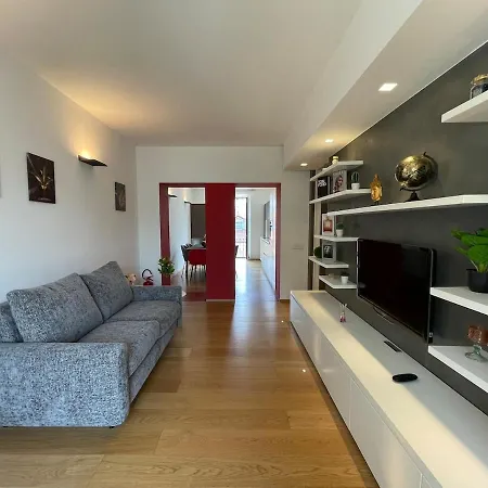 Luxury Brera - Corso 9 *