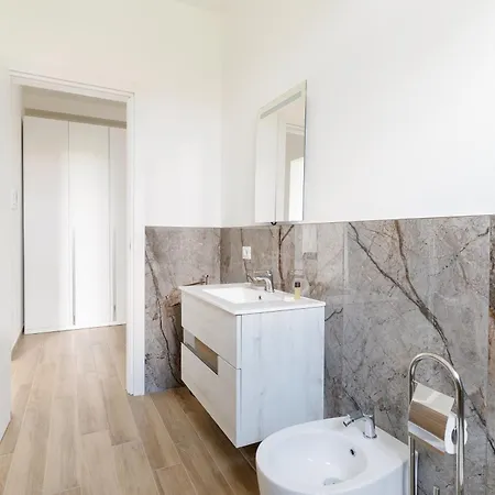 Abbiategrasso - 2 Appartement *