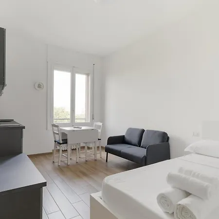 Abbiategrasso - 2 * Milaan