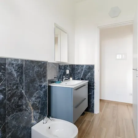 Abbiategrasso - 2 Appartement *