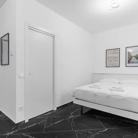 Ponale Foresteria Lombarda Milan