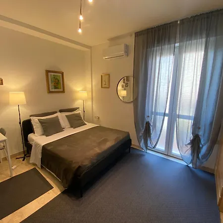Short Rent Porta Vittoria Appartamento *