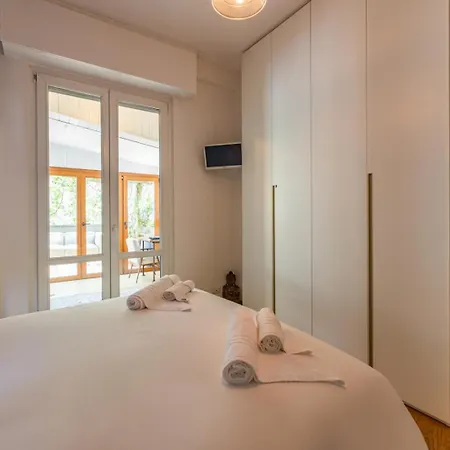 Lägenhet Porta Romana's Nest - Accogliente Con Terrazza Privata *