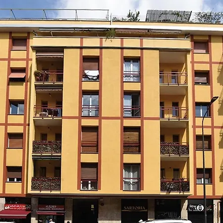 Διαμέρισμα 10 Min - Bright & Modern, Up To 5 Beds *