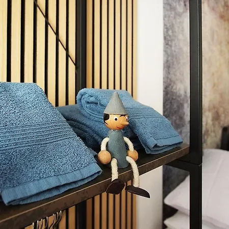 公寓 10 Min - Bright & Modern, Up To 5 Beds