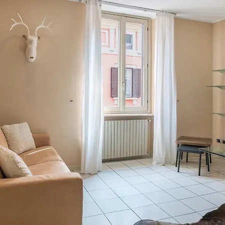 Pontida Nest - New Exclusive - Moscova *