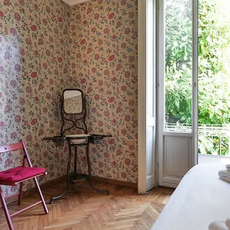 Charming Liberty-style With Garden And Parking Near Life *