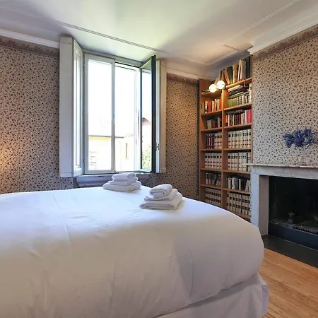 Charming Liberty-style With Garden And Parking Near Life Vila Milán