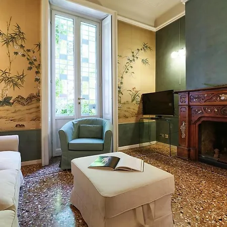 Charming Liberty-style With Garden And Parking Near Life