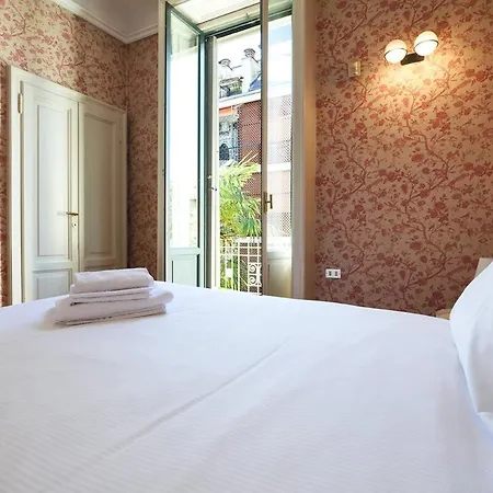 Charming Liberty-style With Garden And Parking Near Life Vila Milán