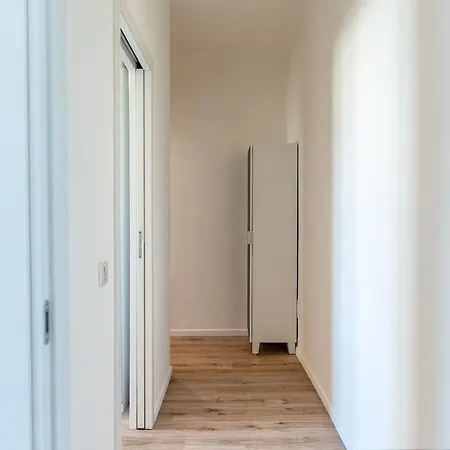 Spacious And Bright In Porta Vittoria * Milano