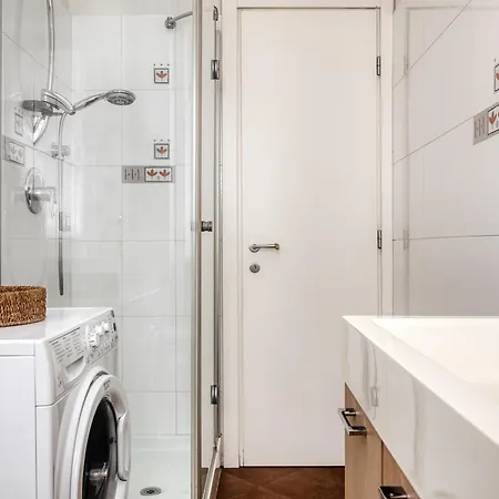 Hostmate - - Messina - Monumentale *