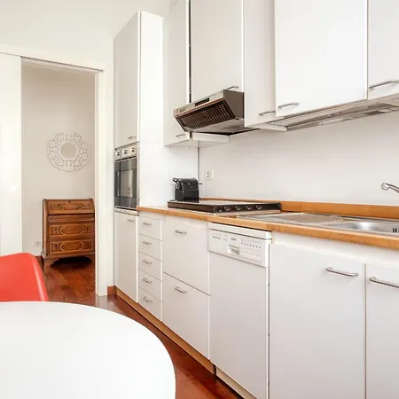 Hostmate - - Messina - Monumentale ميلان