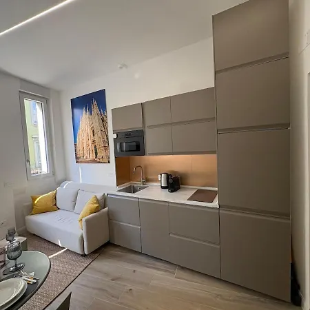 7 Attractions At Metro1 - Charming Flat Milano