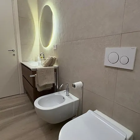 7 Attractions At Metro1 - Charming Flat Appartement