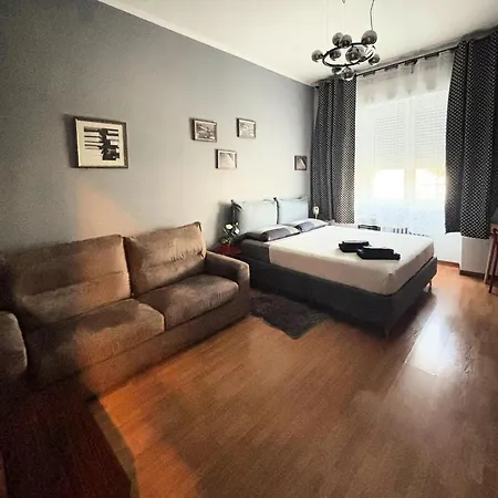 Art Dèco Near Metro&navigli