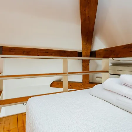 Ingegnoli1 Bright Floor By Hospity