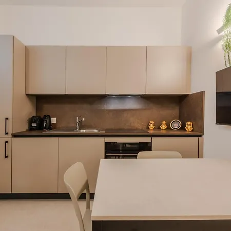 Easytopstay - Comfort Moderno A