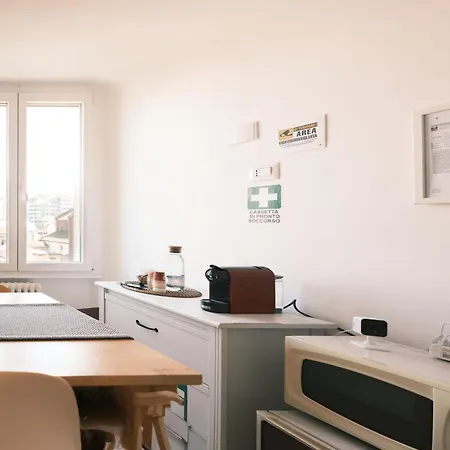 71 Guest house *