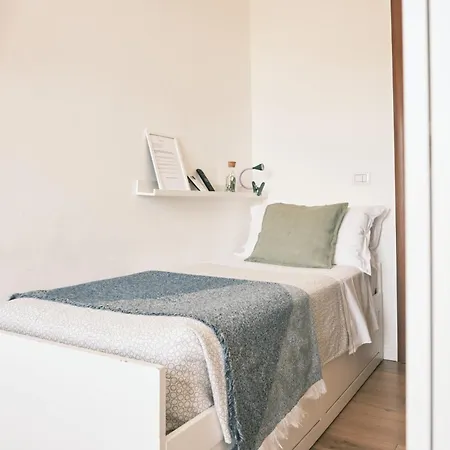71 Guest house *