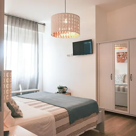 71 Guest house