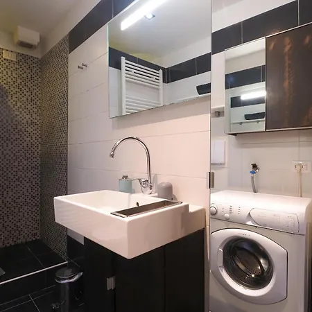 Appartement Primopiano - Schiaparelli A Flat