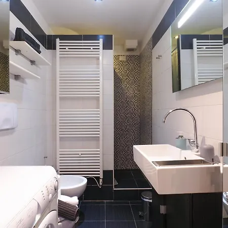 Primopiano - Schiaparelli A Flat Appartement