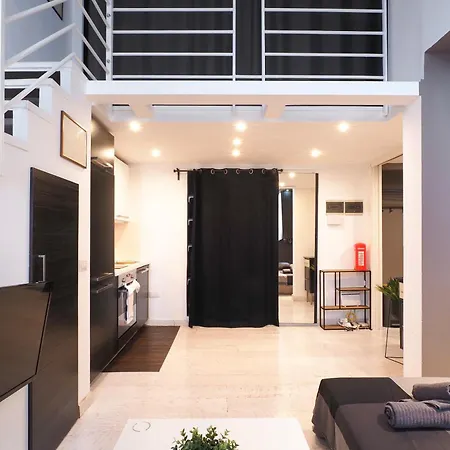 Apartamento Primopiano - Schiaparelli A Flat *